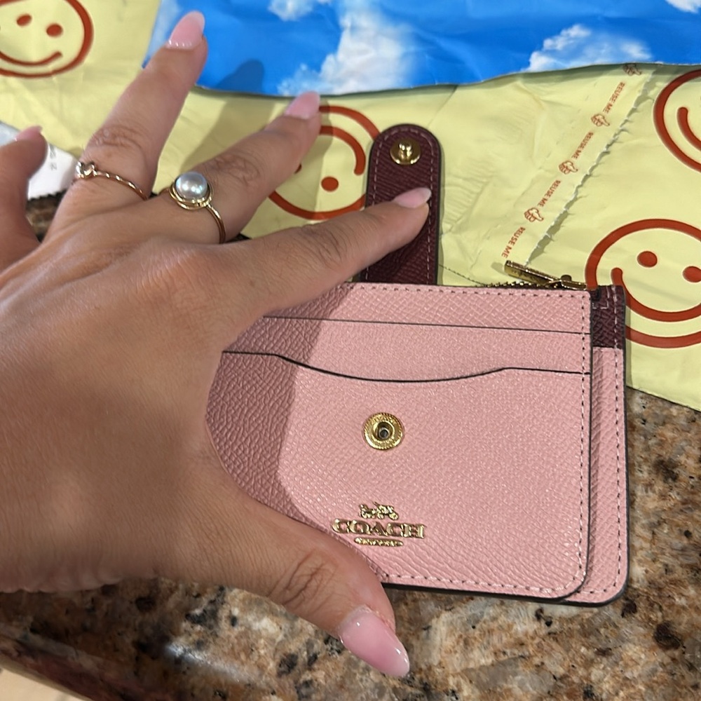 Coach wallet - Picture 2 of 3